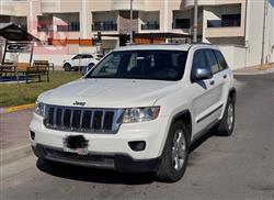 2011 جيب جراند شيروكي