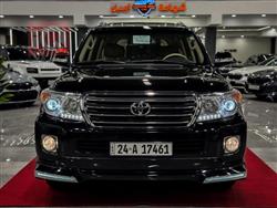 2015 تويوتا لاندكروزر