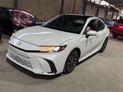 2025 تويوتا كامري