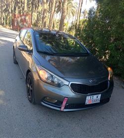 2015 كيا فورتي