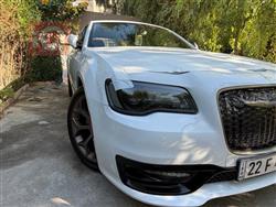 2016 كرايسلر 300