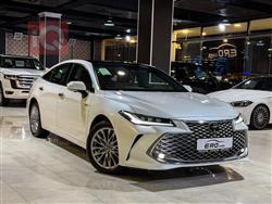 2025 تويوتا أفالون