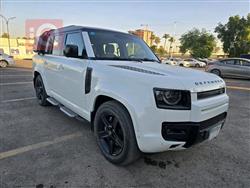 Land Rover Defender 2023