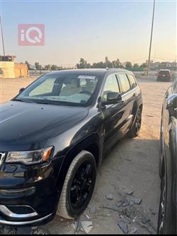 2016 جيب جراند شيروكي