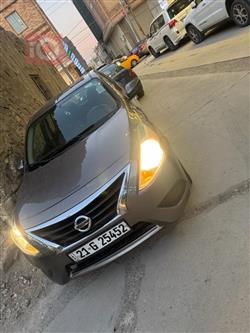 2016 نيسان فيرسا