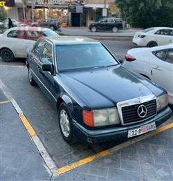 Mercedes-Benz E-Class 1988