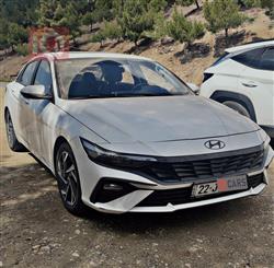 Hyundai Elantra 2024