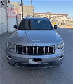 2021 جيب جراند شيروكي