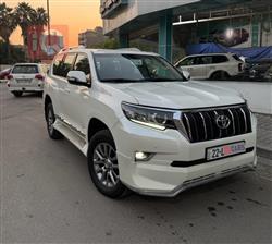 2018 تويوتا لاندكروزر برادو