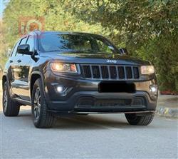 2014 جيب جراند شيروكي