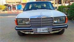 1982 مرسيدس بنز E-Class