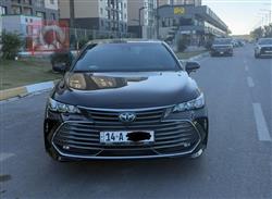 2021 تويوتا أفالون