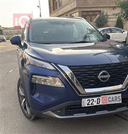 2021 نيسان روج