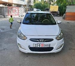 Hyundai Accent 2012