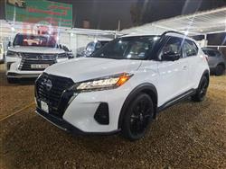 2023 نيسان كيكس