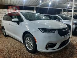 2023 كرايسلر باسيفيكا