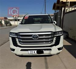 2024 تويوتا لاندكروزر