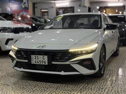 Hyundai Elantra 2024