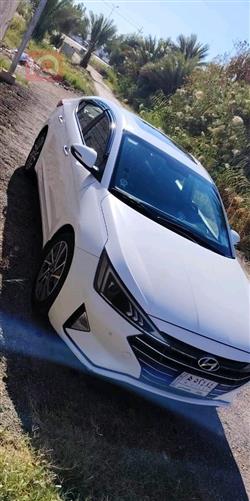Hyundai Elantra 2020