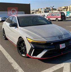 Hyundai Elantra 2025