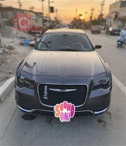 2017 كرايسلر 300
