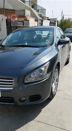 Nissan Maxima 2010