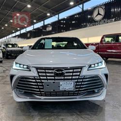 2025 تويوتا أفالون