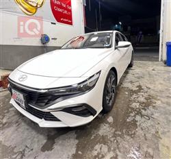 Hyundai Elantra 2025