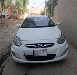 2012 هيونداي أكسنت