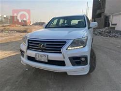 2012 لكزس LX