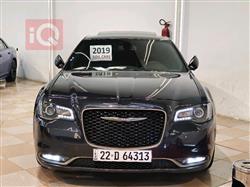 2019 كرايسلر 300