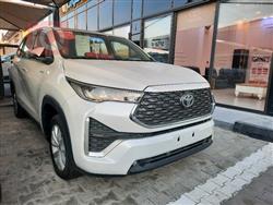 2024 تويوتا انوفا