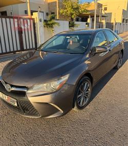 2016 تويوتا كامري