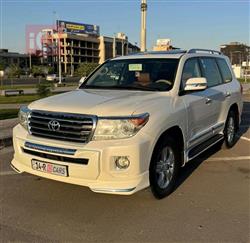 2014 تويوتا لاندكروزر