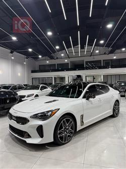 2023 كيا ستينغر