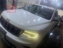 2017 جيب جراند شيروكي