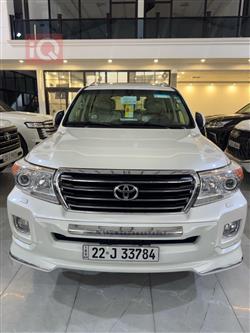 2014 تويوتا لاندكروزر