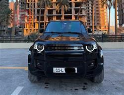 Land Rover Defender 2023