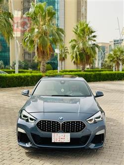 2022 بي ام دبليو الفئة 2