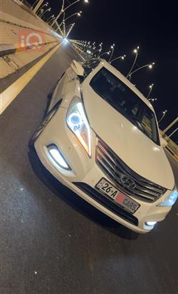 2012 هيونداي أزيرا