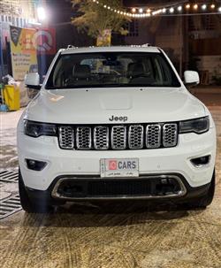 2017 جيب جراند شيروكي