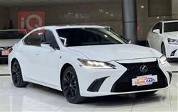2024 لكزس ES