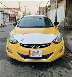 Hyundai Elantra 2012