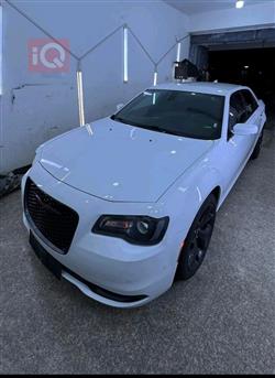 Chrysler 300 2021