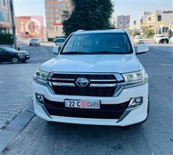 2017 تويوتا لاندكروزر