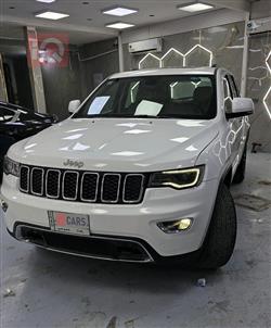 2017 جيب جراند شيروكي