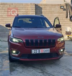 2019 جيب شيروكي