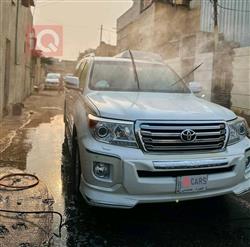 2014 تويوتا لاندكروزر