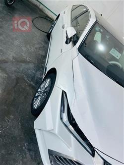 2025 تويوتا أفالون