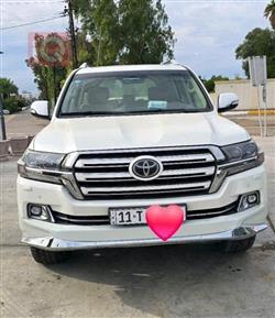 2017 تويوتا لاندكروزر